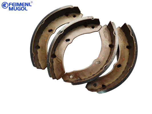 5-47110059 Isuzu ट्रक ब्रेक पार्ट्स के लिए ब्रेक शूज़ रियर NKR55 4JB1 600P 8970350851 100P